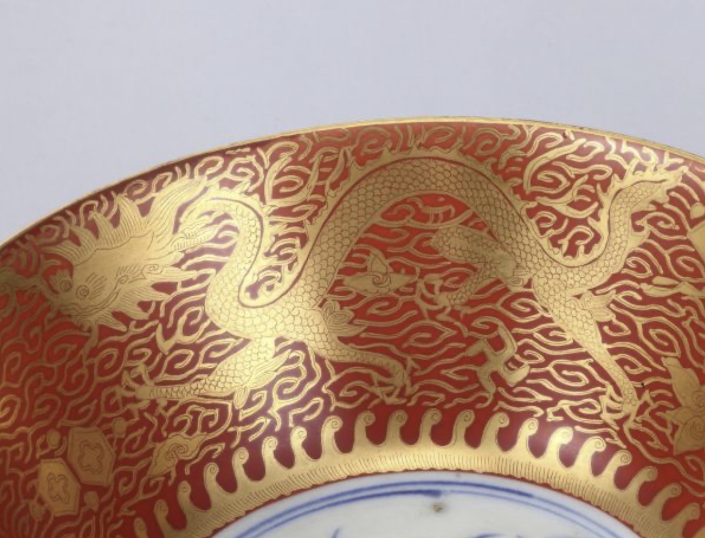 【幸 名品展】平成20年九谷焼美術館展示品！『永楽和全』造 九谷焼 象嵌焼 酒瓶 一対 共箱◆保証 酒器 徳利 金沢旧家集蔵品『茶人の言葉』 能美市九谷焼美術館で「ぜひ見てほしい九谷焼５点」 | 九谷焼 MAG